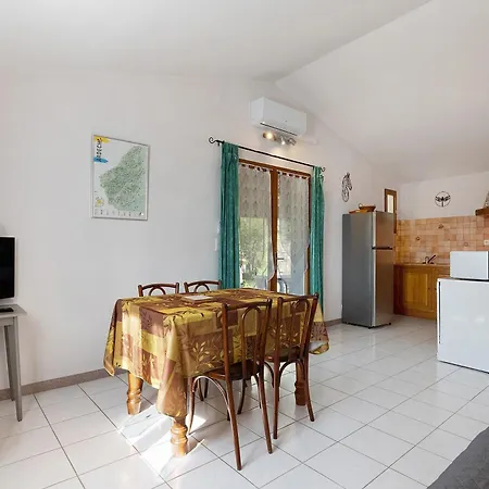 Ferienhaus Le Chataignier - La Fontinelle Bessas